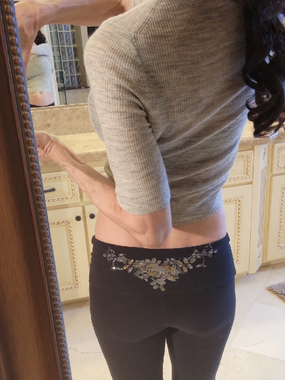 G by Guess Black Flare Yoga Pants,  XS - Picture 9 of 12